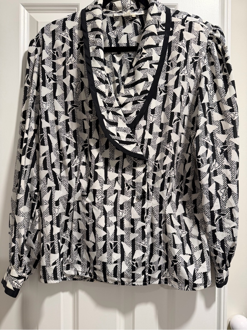 Black & White Geometric double breasted  Womens Top